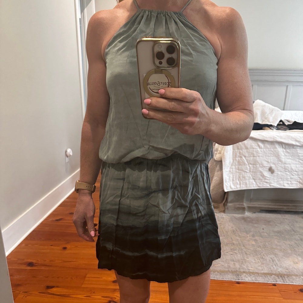 Summer sleeveless dress. Size M
